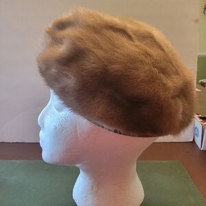 LORD & TAYLOR MINK BERET